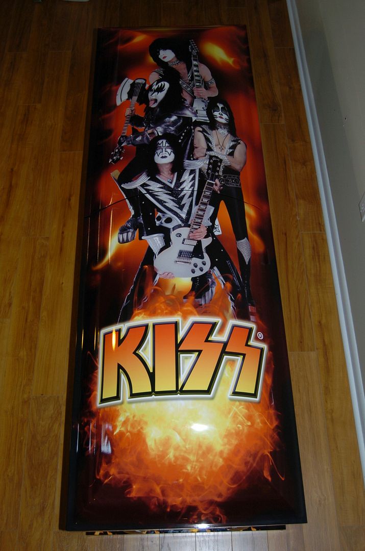 KISS Kasket 2011 Coffin Casket *** RARE*** Memorabilia eBay